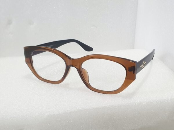 K33 Brown Photochromic lens